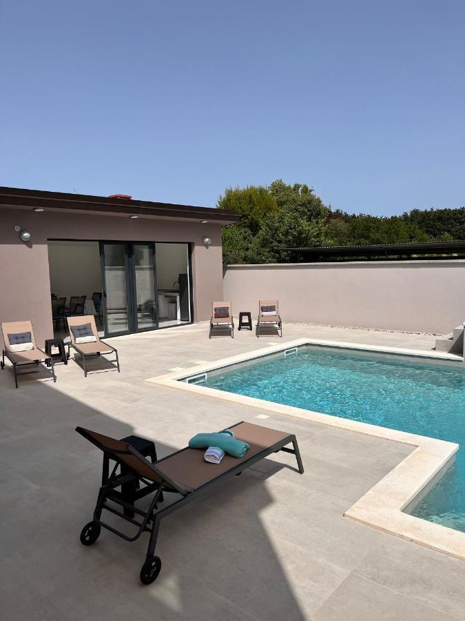 Villa Vida, Medulin - Bazen I Jacuzzi Extérieur photo